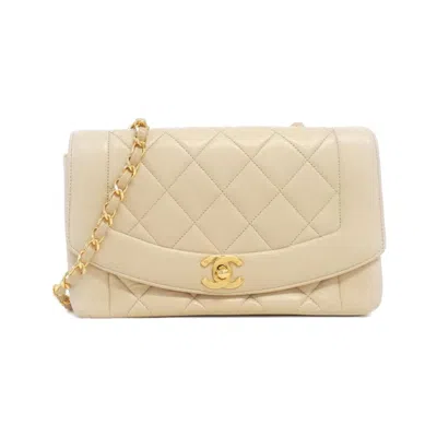 Pre-owned Chanel Beige Leather Shoulder Bag ()
