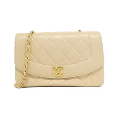Pre-owned Chanel Beige Leather Shoulder Bag ()