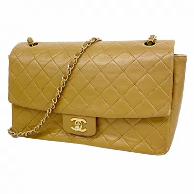Pre-owned Chanel Beige Leather Shoulder Bag ()