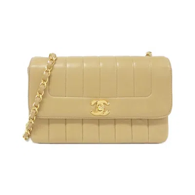 Pre-owned Chanel Beige Leather Shoulder Bag ()