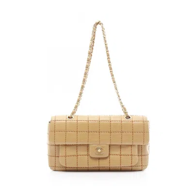 Pre-owned Chanel Beige Leather Shoulder Bag ()