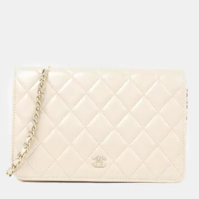 Pre-owned Chanel Beige White Chain Wallet In Sand