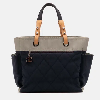 Pre-owned Chanel Beige Navy Blue Large Bicolor Quilted Canvas Paris Biarritz Tote In Sand