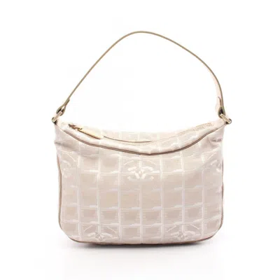 Pre-owned Chanel Beige Nylon Canvas Leather Shoulder Bag ()