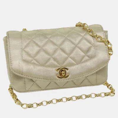 Pre-owned Chanel Beige Silk Vintage Diana Flap Shoulder Bag