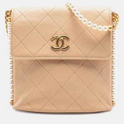 Pre-owned Chanel Beige Small Quilted Calfskin About Pearls Hobo In Sand
