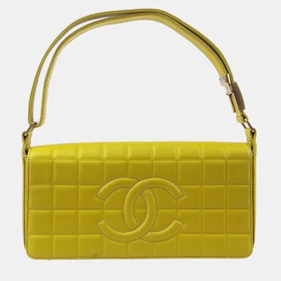 Pre-owned Chanel Beige Yellow Lambskin Choco Bar Shoulder Bag