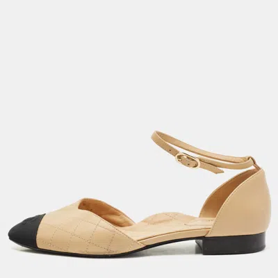 Pre-owned Chanel Beige/black Canvas And Leather Ankle Strap Flats Size 39.5 In Sand