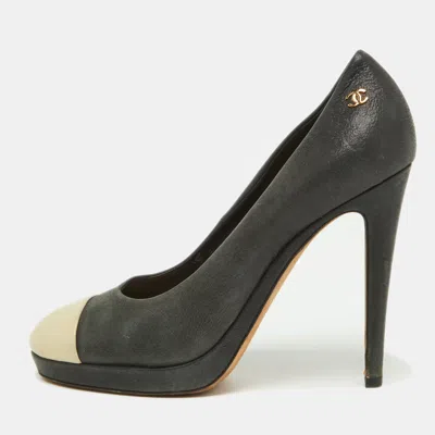 Pre-owned Chanel Beige/black Iridescent Leather Cc Cap Toe Pumps Size 38