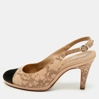 Pre-owned Chanel Beige/black Leather And Satin Cap-toe Slingback Pumps Size 37.5 In White