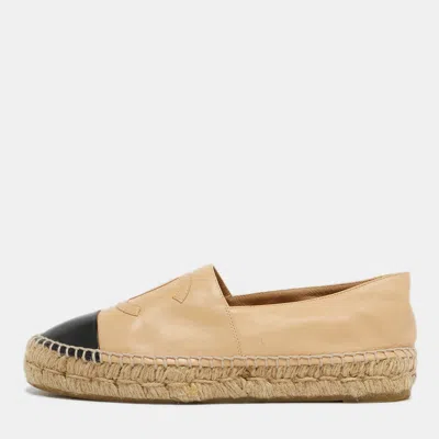 Pre-owned Chanel Beige/black Leather Interlocking Cc Logo Espadrilles Size 38 In Sand