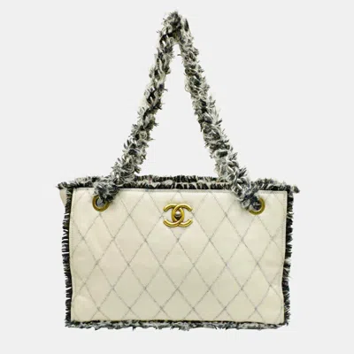 Pre-owned Chanel Beige/black Tweed And Leather Tweedy Tote Bag