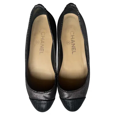 Pre-owned Chanel Bicolor Leather Ballerina Flats Women's Size 36.5 With Cc Logo In Black