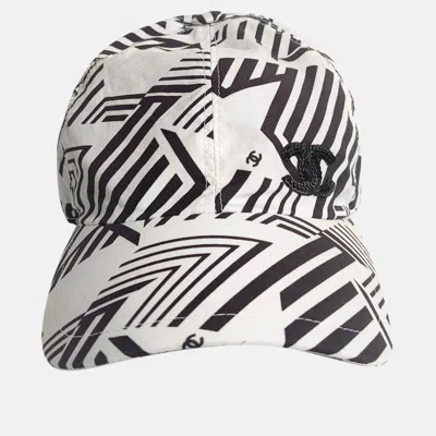 Pre-owned Chanel Black And White Cap