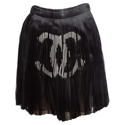 Pre-owned Chanel Black & White  Pleated Silk Faux Pearl Cc Logo Skirt Size Fr 38