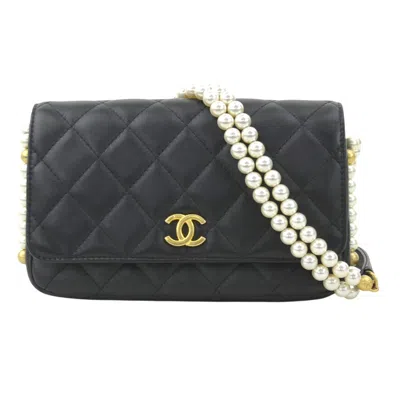 Pre-owned Chanel Black Artificial Pearl Leather Chain/shoulder Wallet ()