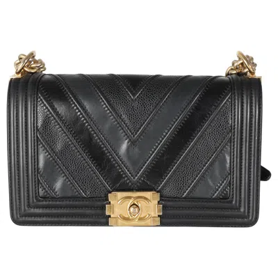 Pre-owned Chanel Black Calfskin Caviar In The Mix Chevron Old Medium Boy Handbag
