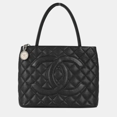 Pre-owned Chanel Black Calfskin Medallion Tote Handbag