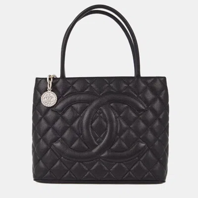 Pre-owned Chanel Black Calfskin Medallion Tote Handbag