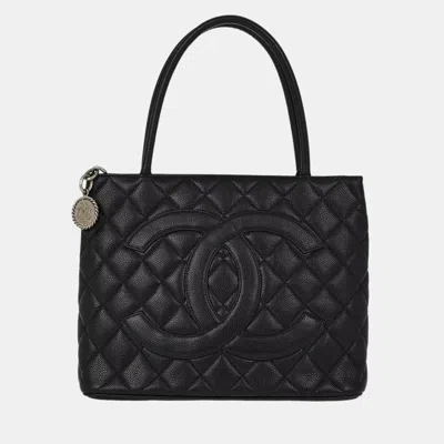 Pre-owned Chanel Black Calfskin Medallion Tote Handbag