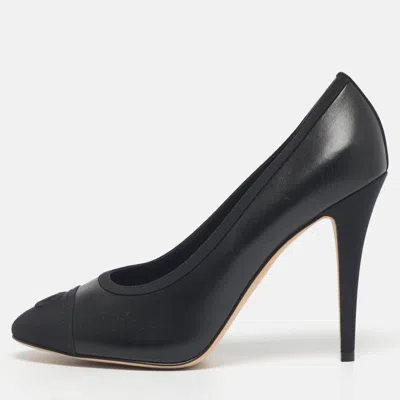 Pre-owned Chanel Black Canvas And Leather Cc Cap Toe Pumps Size 41.5