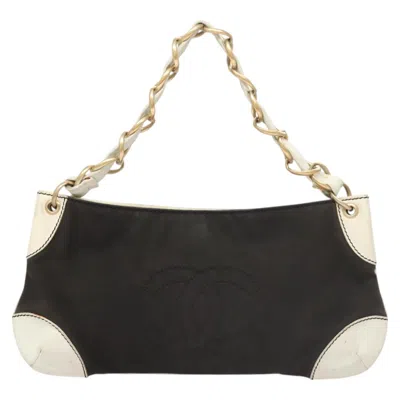 Pre-owned Chanel Black Canvas Shoulder Bag ()