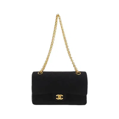 Pre-owned Chanel Black Canvas Shoulder Bag ()
