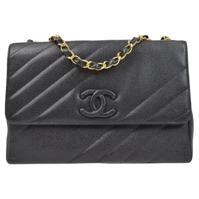 Pre-owned Chanel Black Caviar Leather Cc Gold Hardware Jumbo Shoulder Flap Bag