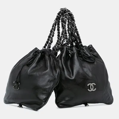Pre-owned Chanel Black Cc Calfskin Dual Twin Chain Handbag