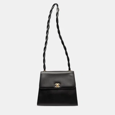 Pre-owned Chanel Black Cc Caviar Twisted Strap Shoulder Bag