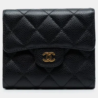 Pre-owned Chanel Black Cc Quilted Caviar Compact Flap Wallet