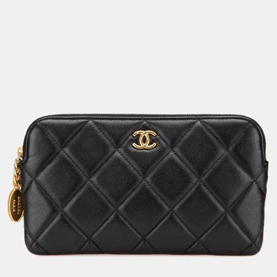 Pre-owned Chanel Black Cc Quilted Caviar Pouch
