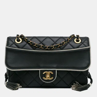 Pre-owned Chanel Black Cc Quilted Lambskin Tassel And Border Embellished Flap