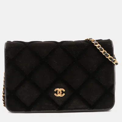Pre-owned Chanel Black Cc Quilted Velvet Wallet On Chain
