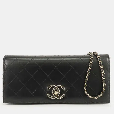 Pre-owned Chanel Black Cc Stitched Lambskin Clutch With Chain