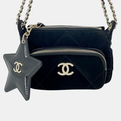 Pre-owned Chanel Black Coco Neige Velvet Effect Nylon Clutch With Chain