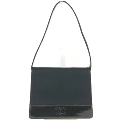 Pre-owned Chanel Black Cotton Patent Leather Shoulder Bag ()