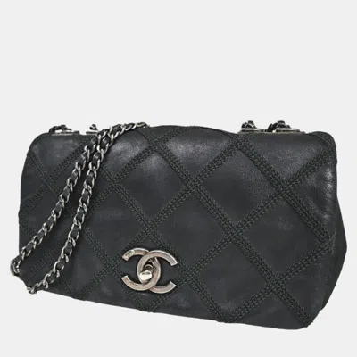 Pre-owned Chanel Black Diamond Embossed Calfskin Small New Chic Flap Bag