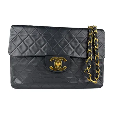 Pre-owned Chanel Black Gold Leather Metal Shoulder Bag () In Multi