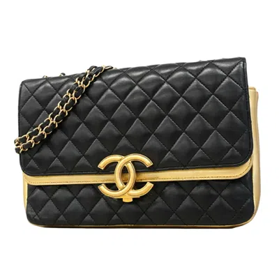 Pre-owned Chanel Black Gold Leather Shoulder Bag () In Multi