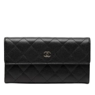 Pre-owned Chanel Black Grained Calfskin Long Wallet (bi-fold) ()