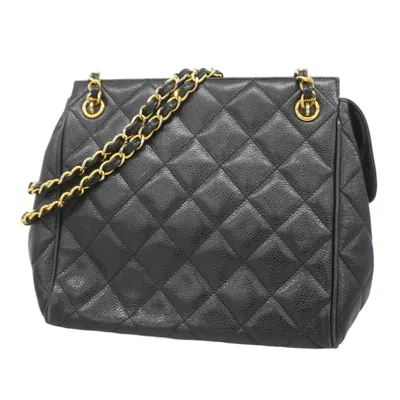 Chanel Black Grained Calfskin Shoulder Bag ()
