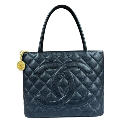 Pre-owned Chanel Black Grained Calfskin Tote Bag ()