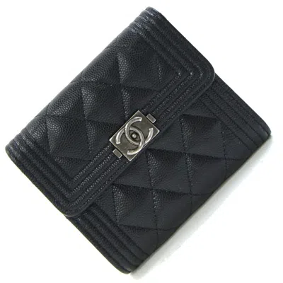 Pre-owned Chanel Black Grained Calfskin Wallet (tri-fold) ()