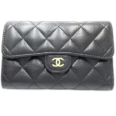 Pre-owned Chanel Black Grained Calfskin Wallet (tri-fold) ()