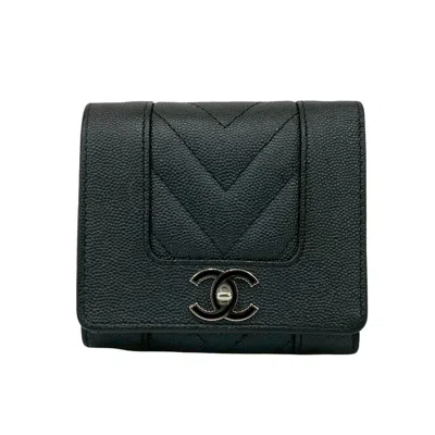 Pre-owned Chanel Black Grained Calfskin Wallet (tri-fold) ()
