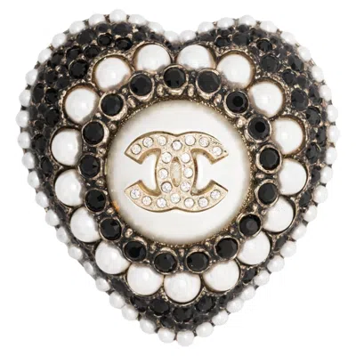 Pre-owned Chanel Black Heart "cc" Embellished Brooch