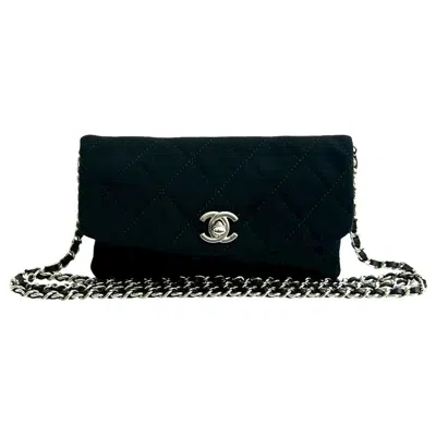 Pre-owned Chanel Black Jersey Shoulder Bag ()