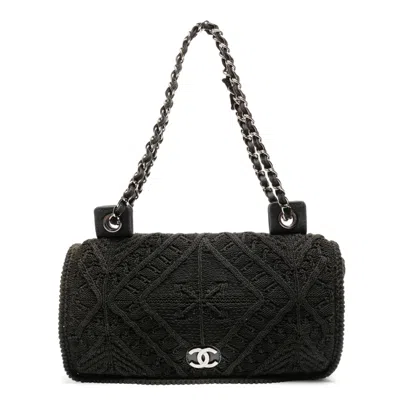 Pre-owned Chanel Black Knit Shoulder Bag ()