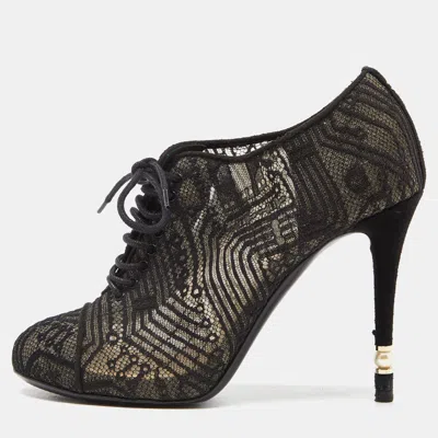 Pre-owned Chanel Black Lace And Suede Lace Up Ankle Booties Size 37